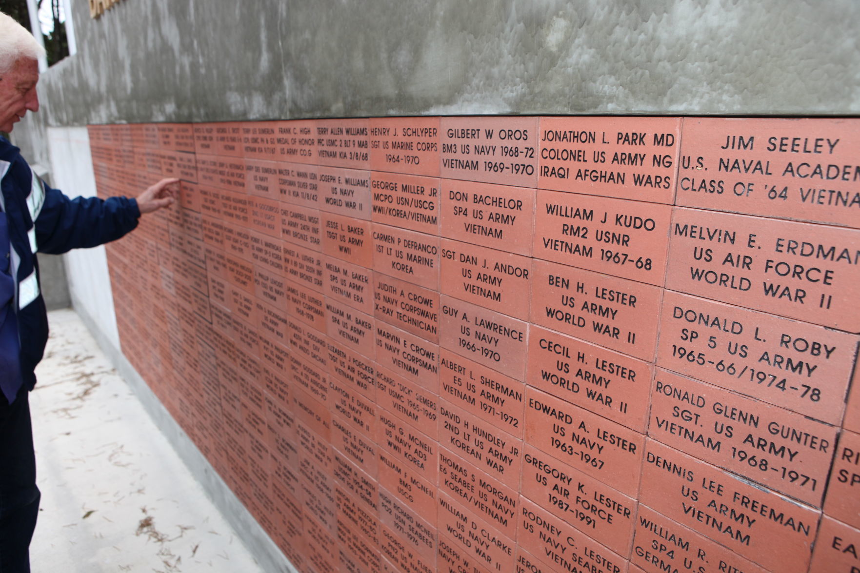 Bandon Veterans Memorial